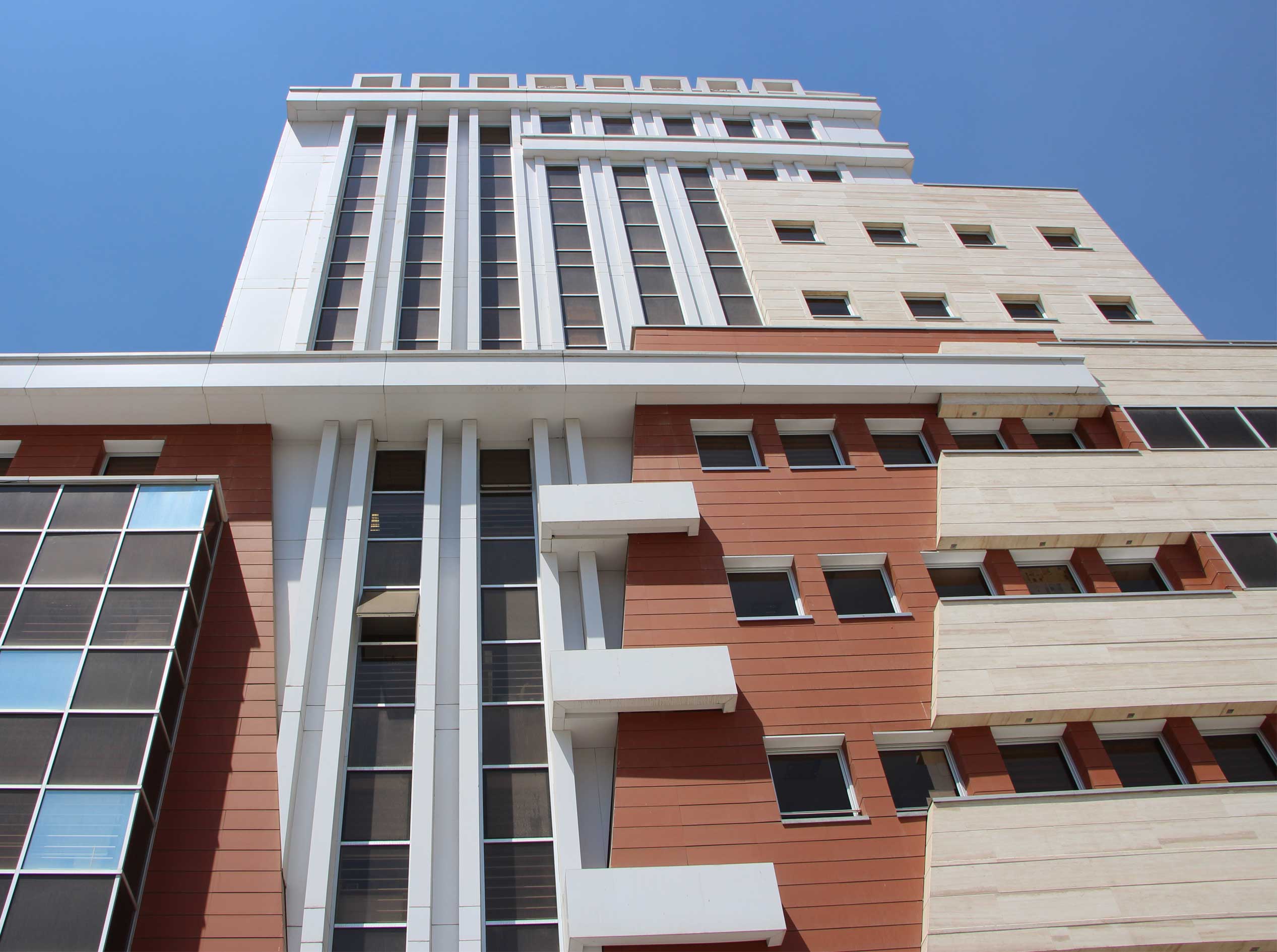 ساختمان استراتوس