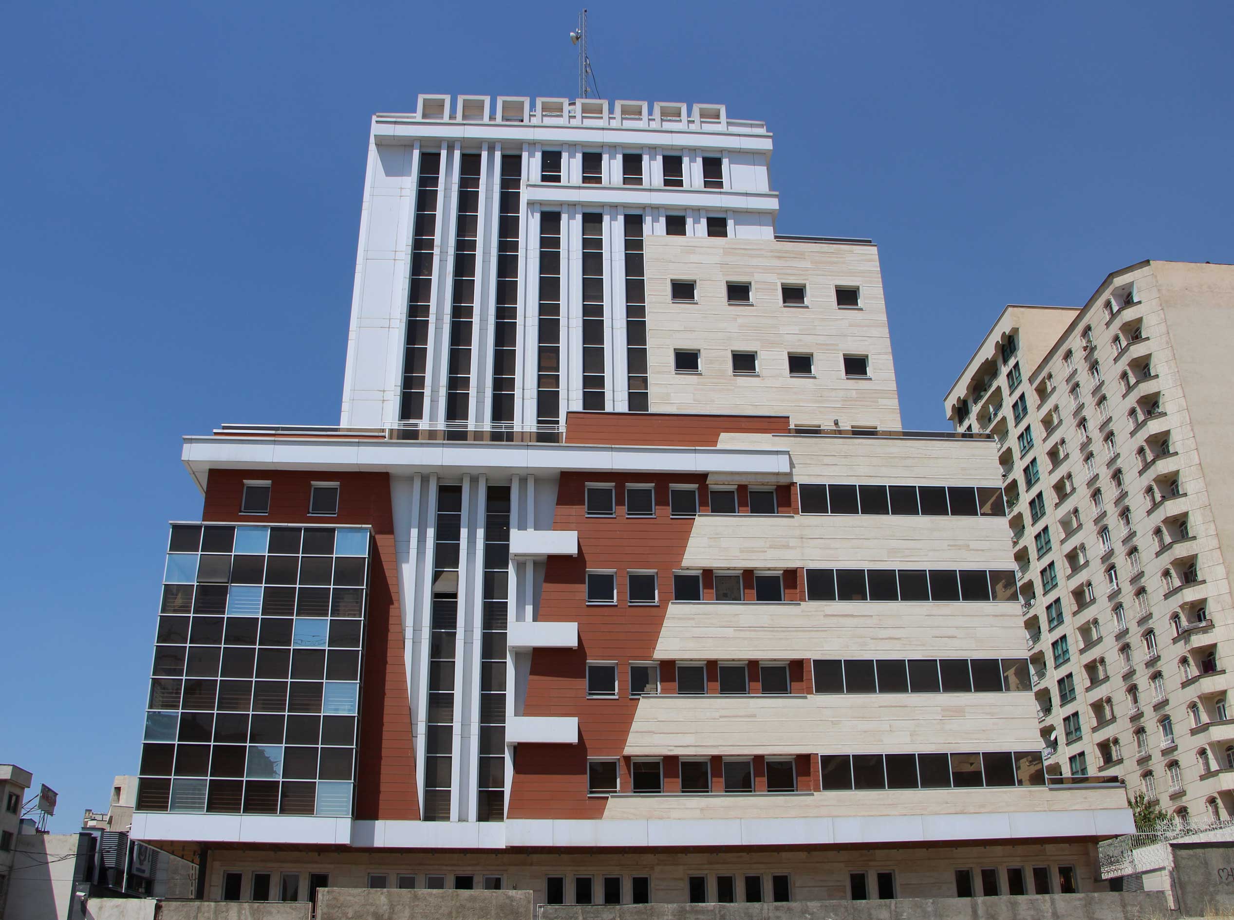 ساختمان استراتوس