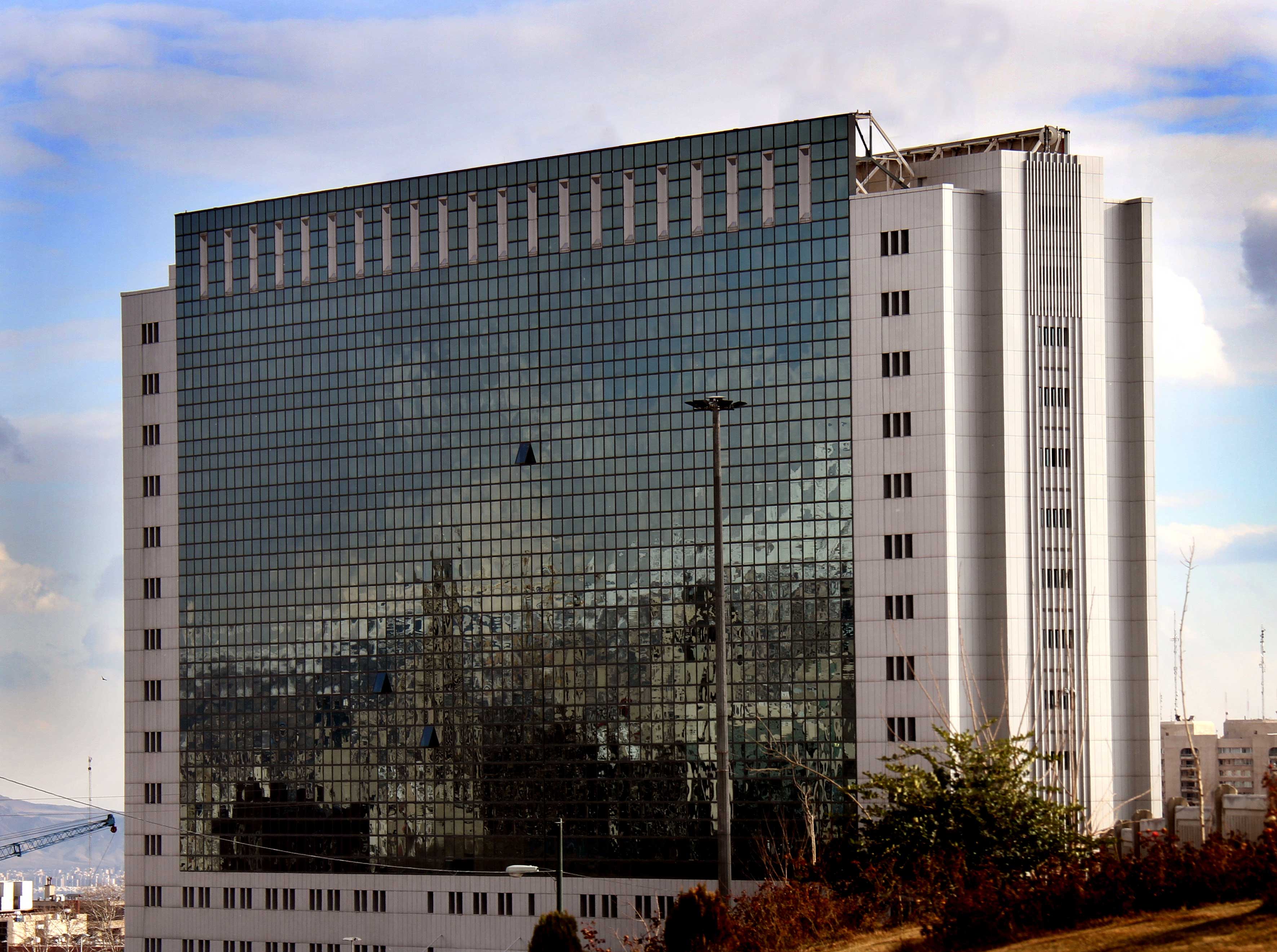 ساختمان برج مرکزی وزارت نیرو